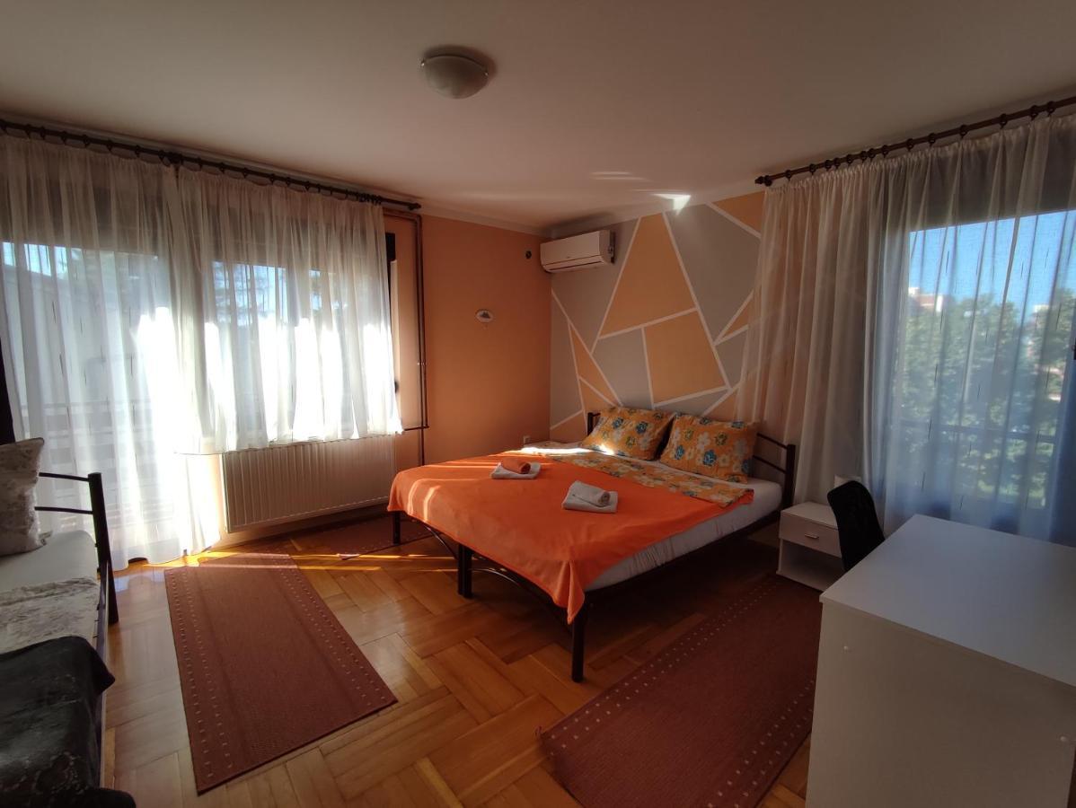 Apartments & Rooms 4 Rijeke 卡尔洛瓦茨 外观 照片