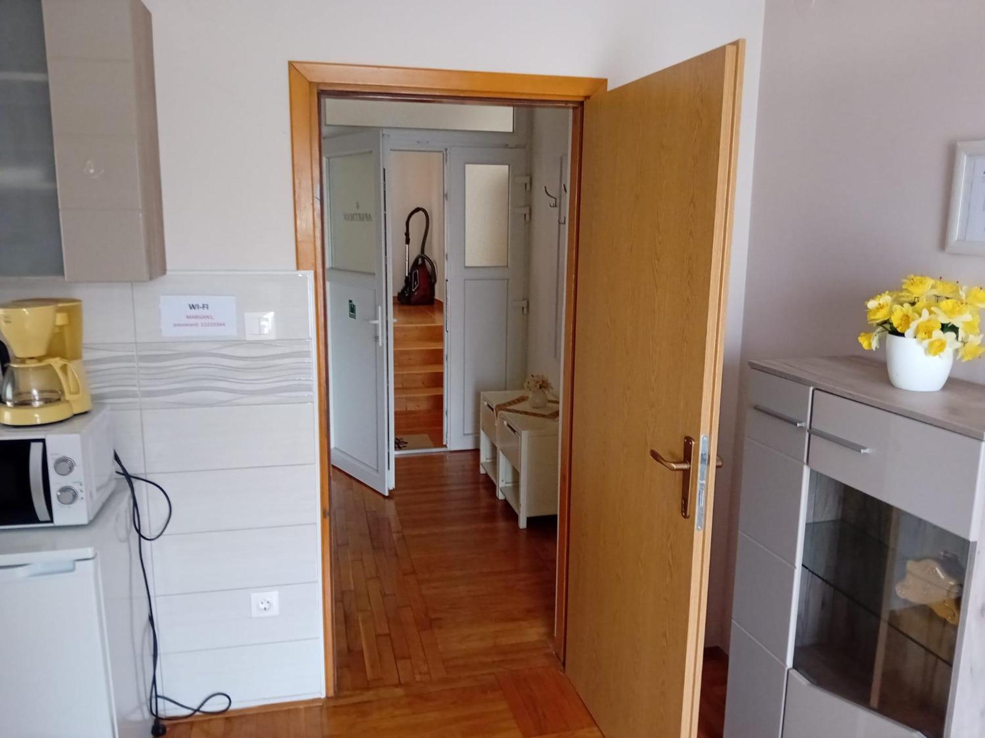 Apartments & Rooms 4 Rijeke 卡尔洛瓦茨 外观 照片